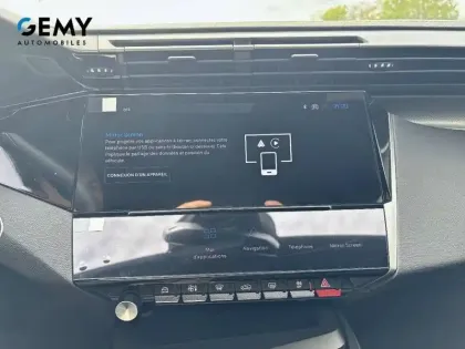 Photo 17 Peugeot 308  Electrique 55 kWh 156ch