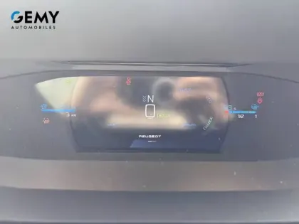 Photo 11 Peugeot 308  Electrique 55 kWh 156ch