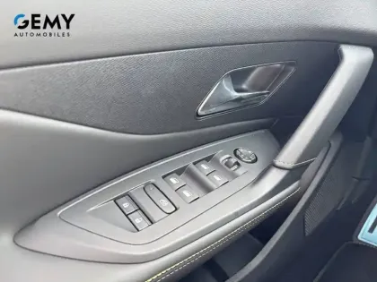 Photo 23 Peugeot 308  Electrique 55 kWh 156ch