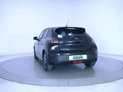 Photo 33 Peugeot 208  PureTech 100 S&S EAT8