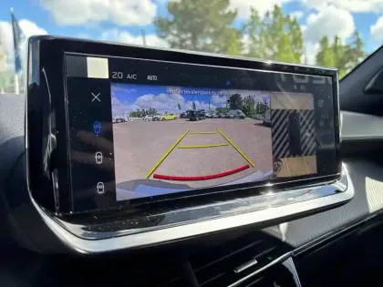 Photo 18 Peugeot 2008  Electrique 54 kWh 156 ch