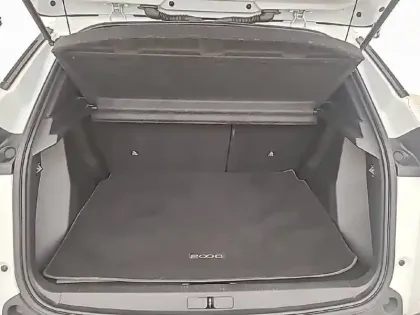 Photo 31 Peugeot 2008  PureTech 130 S&S BVM6