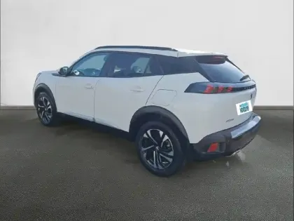 Photo 6 Peugeot 2008  PureTech 130 S&S BVM6