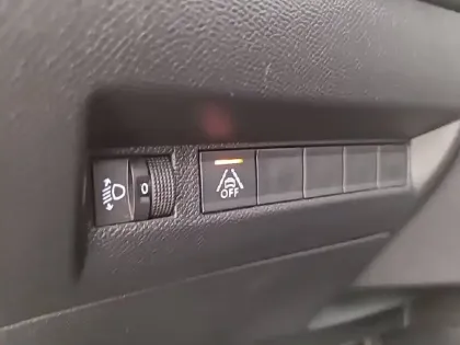 Photo 49 Peugeot 2008  PureTech 130 S&S BVM6