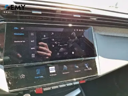 Photo 15 Peugeot 308  PureTech 130ch S&S EAT8