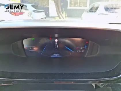 Photo 11 Peugeot 308  PureTech 130ch S&S EAT8