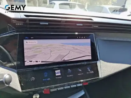 Photo 14 Peugeot 308  PureTech 130ch S&S EAT8