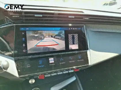 Photo 12 Peugeot 308  PureTech 130ch S&S EAT8