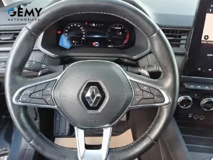 Photo 15 Renault Captur  mild hybrid 160 EDC