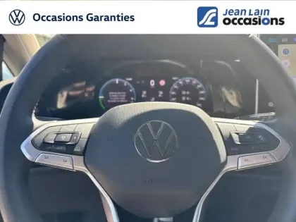 Photo 17 Volkswagen Golf  1.5 eHybrid 204 DSG6