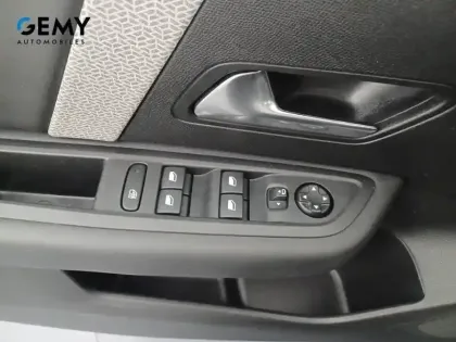 Photo 11 Citroën C4  PureTech 130 S&S EAT8