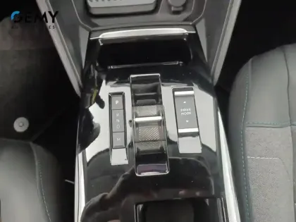 Photo 17 Citroën C4  PureTech 130 S&S EAT8