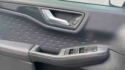 Photo 18 Ford Kuga  1.5 EcoBlue 120 BVA8