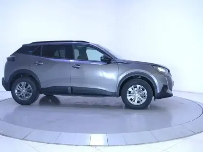 Photo 23 Peugeot 2008  PureTech 130 S&S EAT8