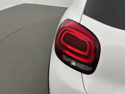 Photo 16 Citroën C3  BlueHDi 100 S&S BVM6