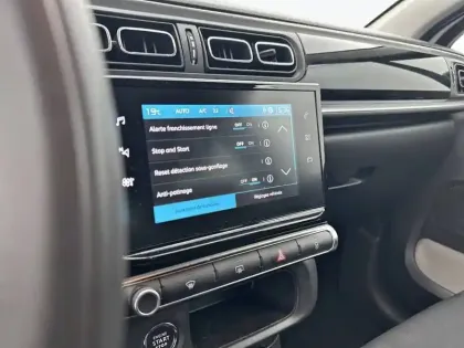 Photo 20 Citroën C3  BlueHDi 100 S&S BVM6