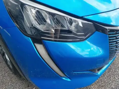 Photo 15 Peugeot 208  Electrique 50 kWh 136ch