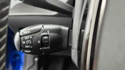 Photo 35 Peugeot 208  Electrique 50 kWh 136ch