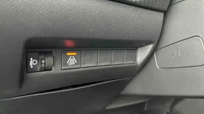 Photo 36 Peugeot 208  Electrique 50 kWh 136ch