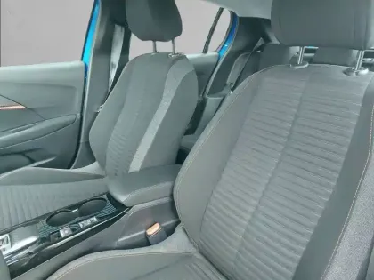 Photo 10 Peugeot 208  Electrique 50 kWh 136ch