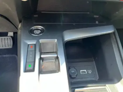 Photo 13 Peugeot 308  PHEV 180 e-EAT8