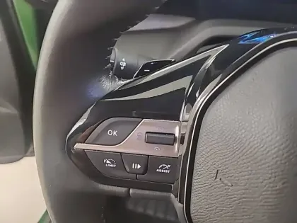 Photo 44 Peugeot 308  PHEV 180 e-EAT8