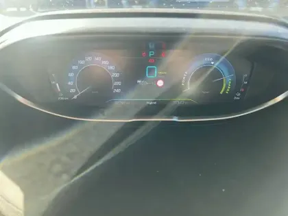 Photo 9 Peugeot 3008  Hybrid4 300 e-EAT8