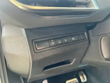 Photo 19 Peugeot 3008  Hybrid4 300 e-EAT8