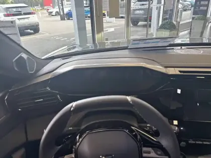 Photo 9 Peugeot 408  Hybrid 145 e-DCS6