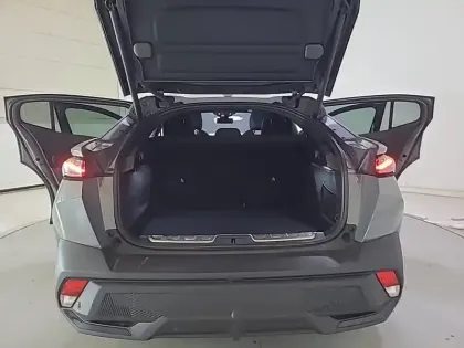 Photo 27 Peugeot 408  Hybrid 145 e-DCS6