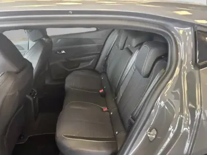 Photo 11 Peugeot 408  Hybrid 145 e-DCS6