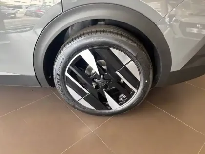 Photo 12 Peugeot 408  Hybrid 145 e-DCS6