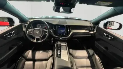 Photo 12 Volvo Xc60  T6 Recharge AWD 253 ch + 87 ch Geartronic 8