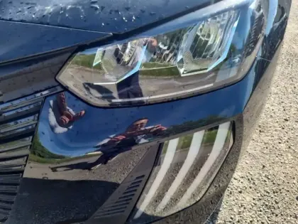 Photo 15 Peugeot 208  Hybrid 110 ch e-DCS6