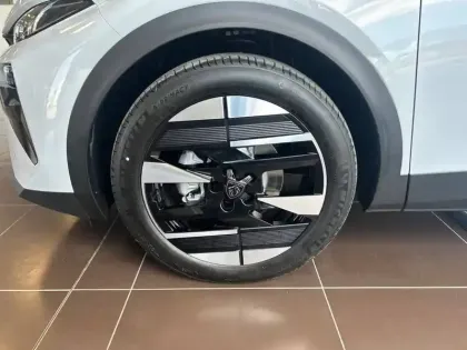 Photo 12 Peugeot 408  Hybrid 145 e-DCS6