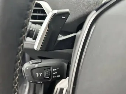 Photo 23 Peugeot 3008  Hybrid4 300 e-EAT8