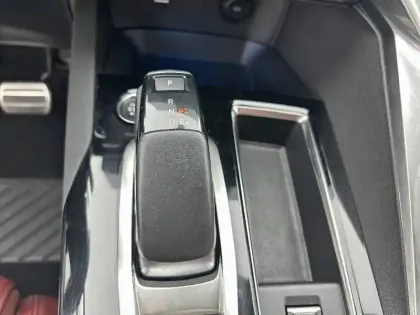 Photo 13 Peugeot 3008  Hybrid4 300 e-EAT8