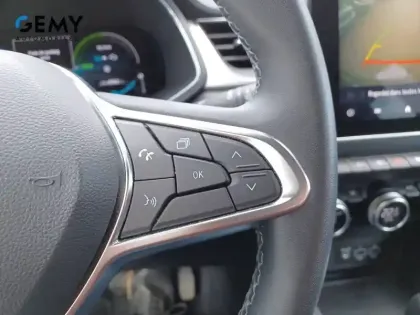 Photo 13 Renault Captur  E-Tech full hybrid 145