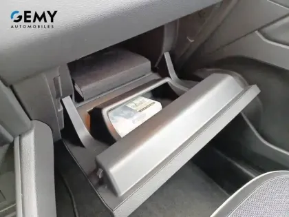 Photo 19 Renault Captur  E-Tech full hybrid 145