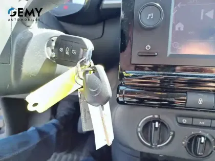 Photo 16 Citroën C3  PureTech 83 S&S BVM5