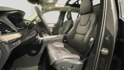 Photo 12 Volvo Xc90  T8 AWD Hybride Rechargeable 455 ch Geartronic 8 7pl