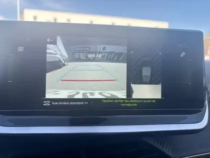 Photo 18 Peugeot 208  PureTech 100 S&S EAT8