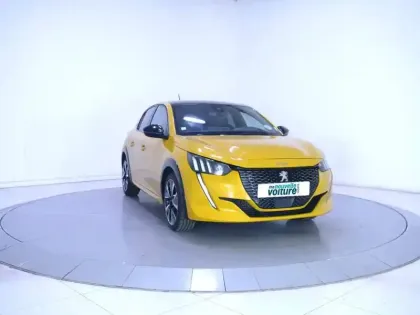 Photo 27 Peugeot 208  PureTech 100 S&S EAT8