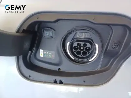Photo 12 Peugeot 308  Plug-in Hybrid 195 ch e-DCS7