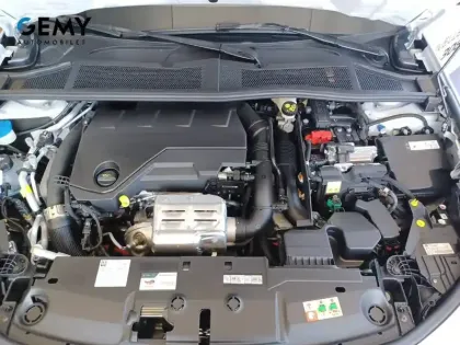 Photo 11 Peugeot 308  Plug-in Hybrid 195 ch e-DCS7
