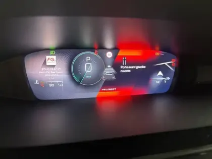 Photo 9 Peugeot 308  SW BlueHDi 130ch S&S EAT8