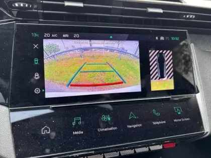 Photo 18 Peugeot 308  SW BlueHDi 130ch S&S EAT8