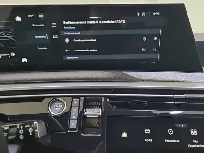 Photo 20 Peugeot 5008  Hybrid 136 e-DCS6