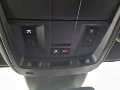 Photo 25 Peugeot 5008  Hybrid 136 e-DCS6