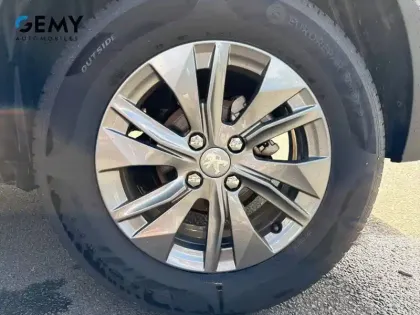 Photo 10 Peugeot 2008  BlueHDi 110 S&S BVM6